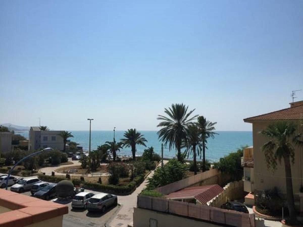 Sicilia Mare Apartments Сан Леоне Екстериор снимка
